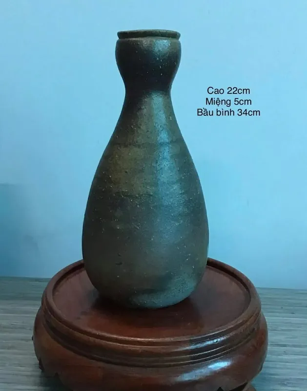 Bình gốm Bizen Nhật Bản